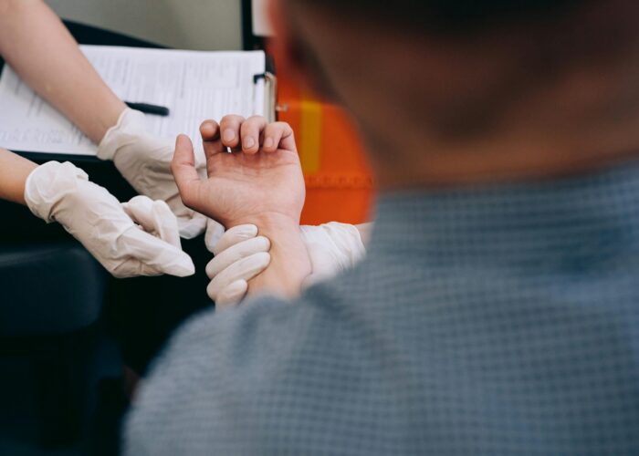 Medizinische Hilfen Vitalwerte prüfen